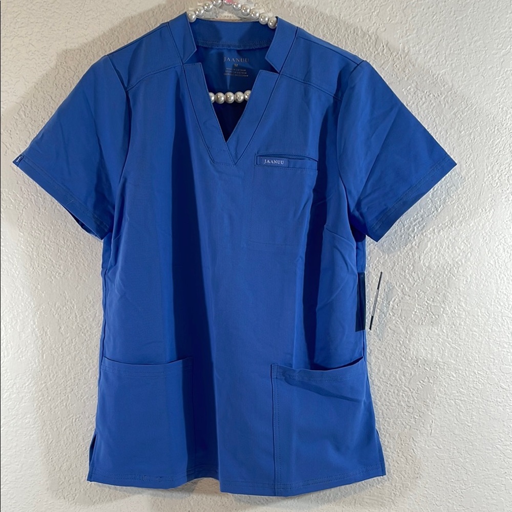 Jaanuu Women's 3-Pocket V-Neck Scrub Top Medium Bottom Large NEW - Picture 2 of 16